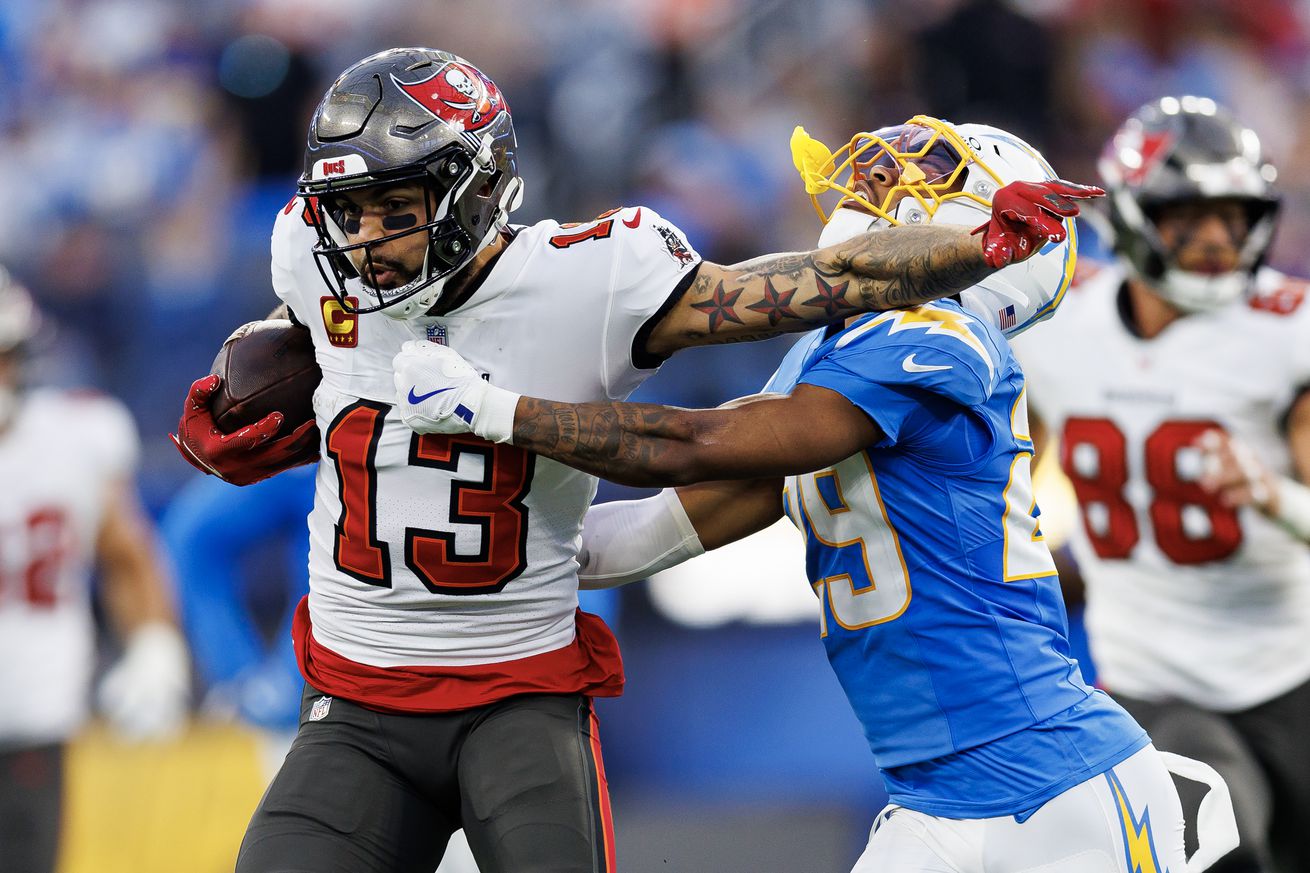 Tampa Bay Buccaneers v Los Angeles Chargers