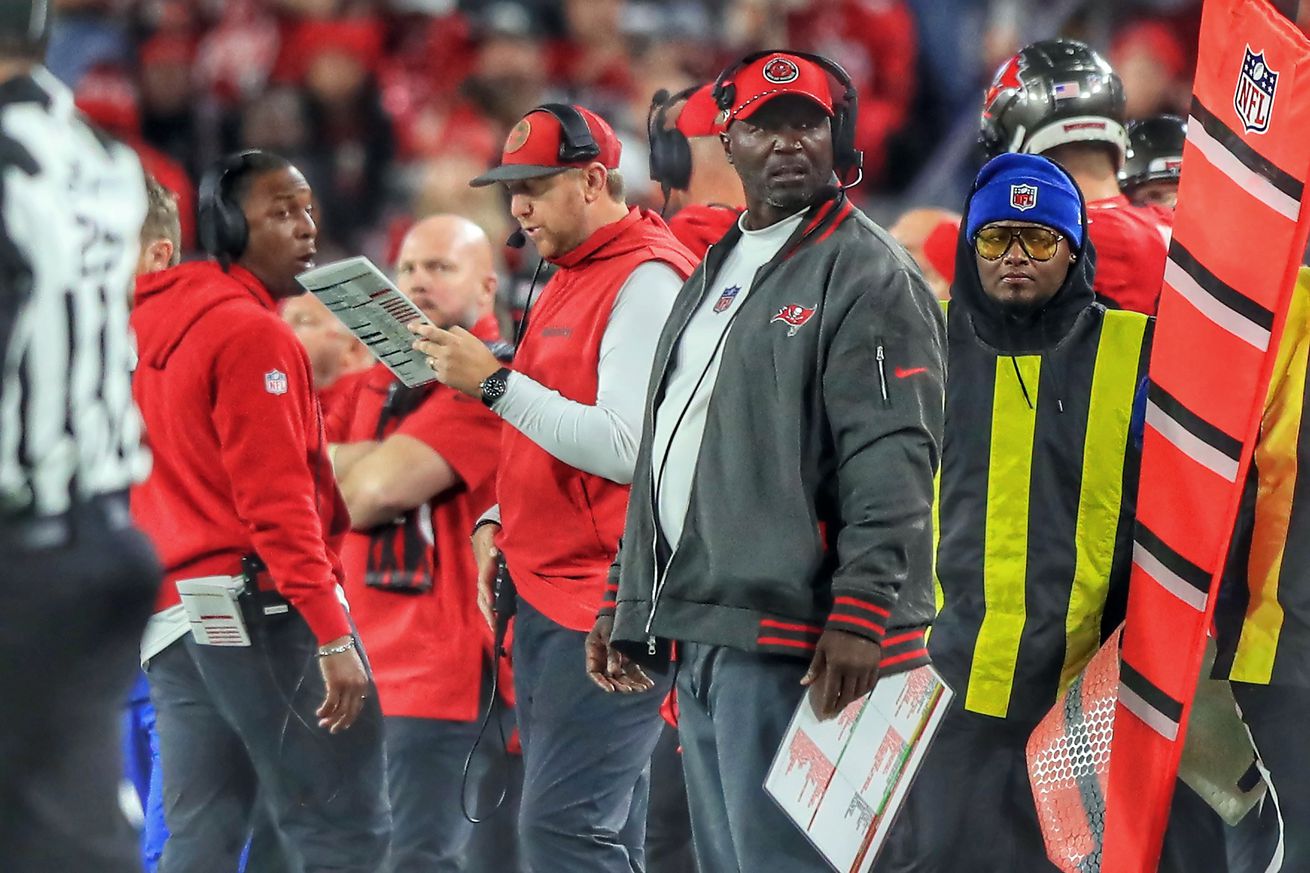 NFL: JAN 12 NFC Wild Card Playoffs - Commanders at Buccaneers